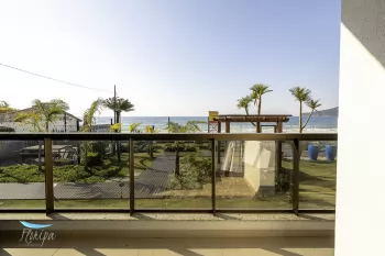 Diferenciado!!! 2 dorm, 1 suíte frente mar alto Padrão