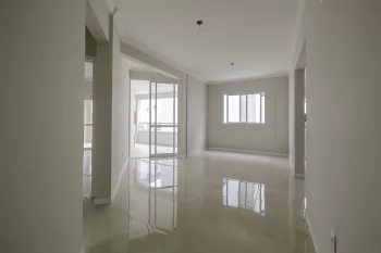 Apto. NOVO 2 suítes, lavabo 2 sacadas, churrasqueira e garagem